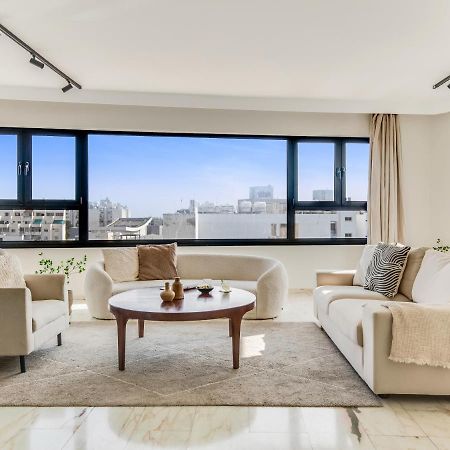 Sanders Coral Court Penthouse - Cute 3-Bedroom Apartment With Balcony ลิมาซอล ภายนอก รูปภาพ